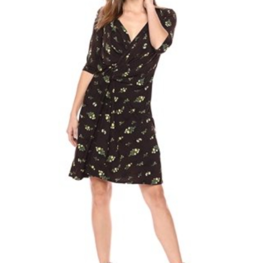 ELLEN TRACY Black Floral dress. Small